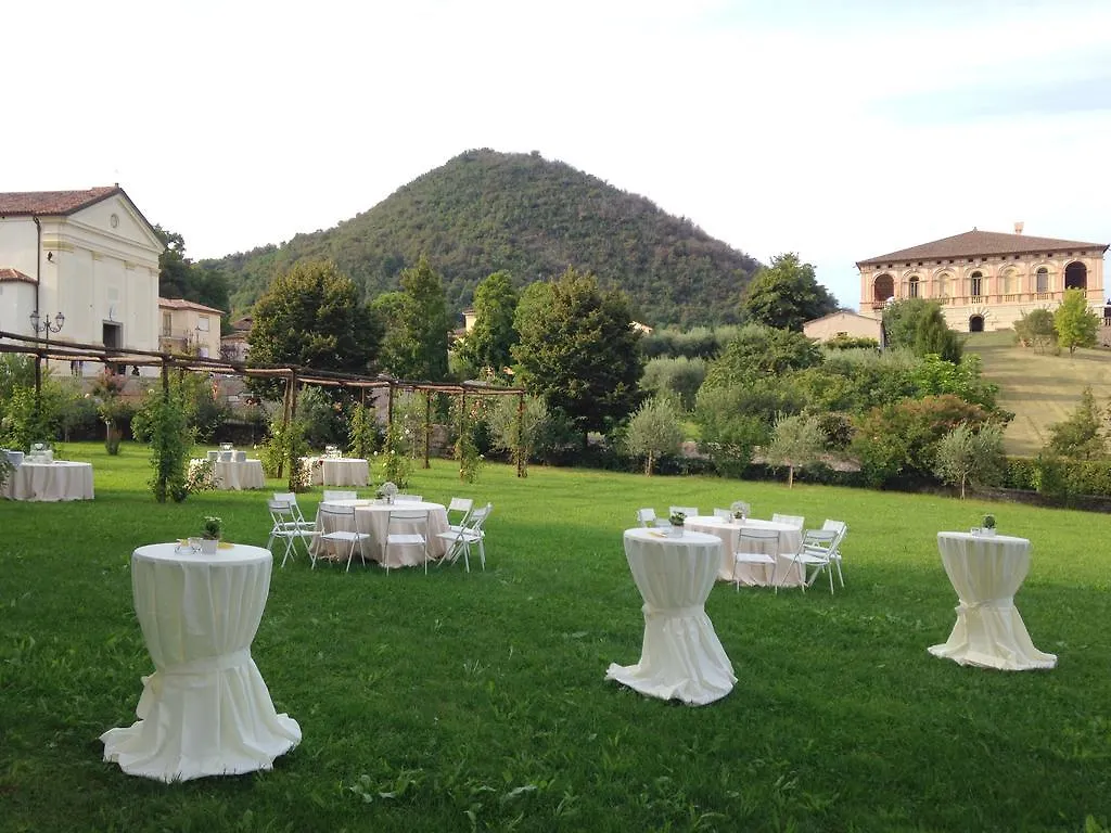 Villa Pollini Torreglia 0*,